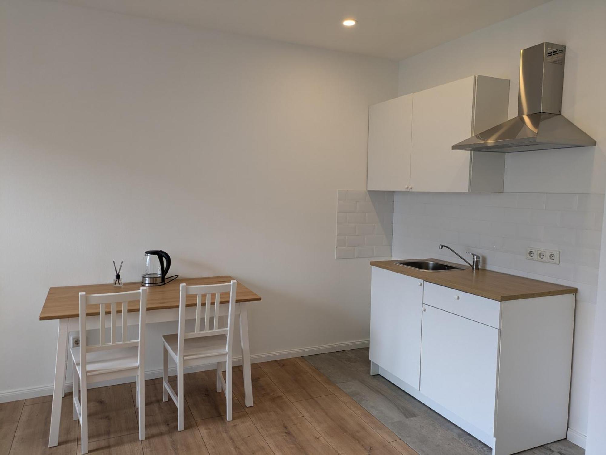 Interaktiv Appartements In Ratingen - Duesseldorferstrasse Exterior foto